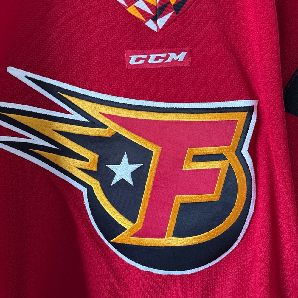 MEN’S CCM INDY FUEL ECHL AUTHENTIC HOCKEY GAME JERSEY SZ 52 - RED RARE - Picture 2 of 8